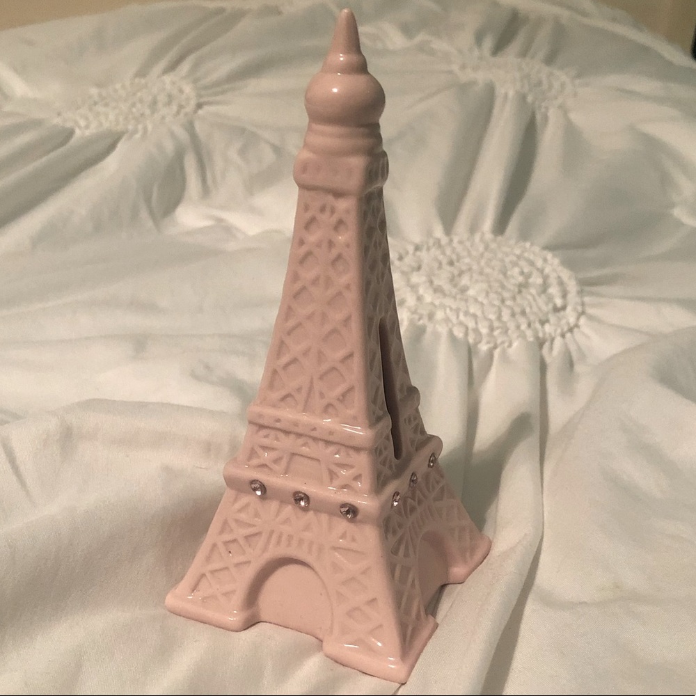 Pink Eiffel Tower piggy bank